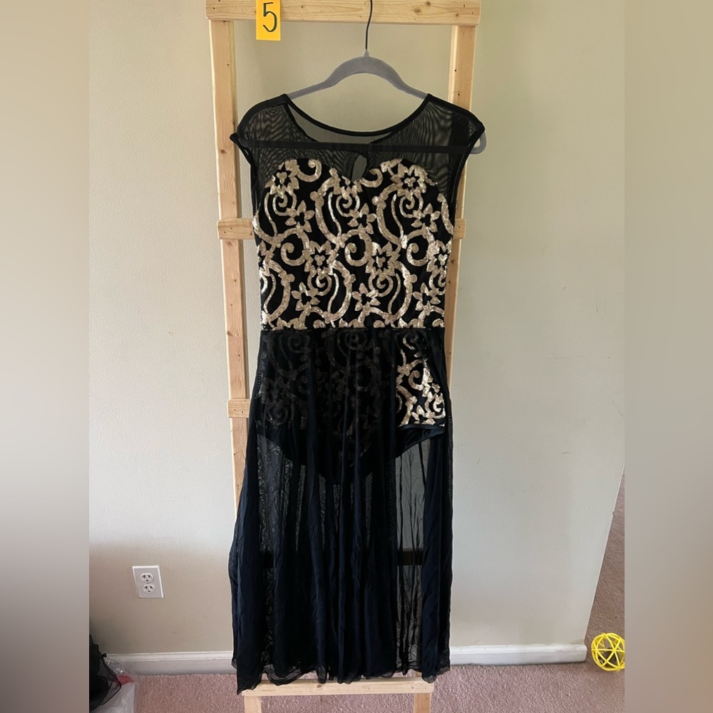 Dance costumes - Picture 6 of 14